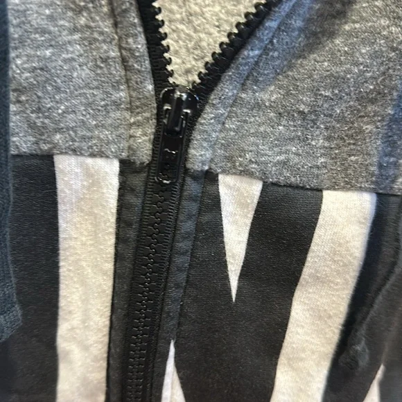 Pink sweater - Picture 4 of 4